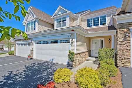 4 Bowood #4 Marlborough, MA 01752