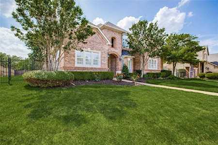 1300 Montgomery Lane Southlake, TX 76092
