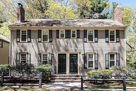 210 Wellman Ave #10 Chelmsford, MA 01863
