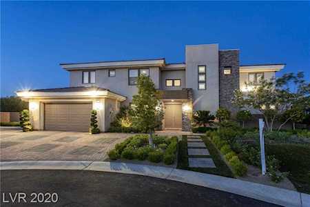 4074 Wild Eagle Las Vegas, NV 89129