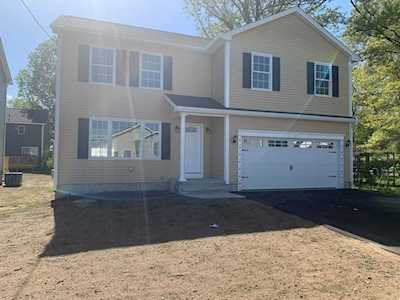 210 Gresham St Springfield, MA 01119