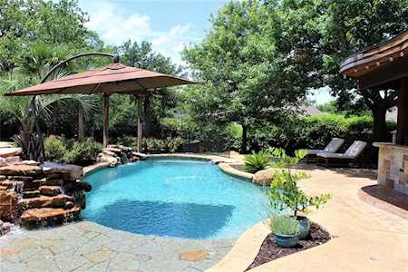 6802 India Court Colleyville, TX 76034