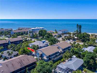 2771 N Beach Rd Englewood, FL 34223