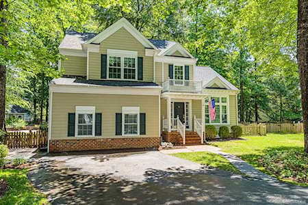 9195 Grace Manor Ct Mechanicsville, VA 23116