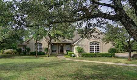 106 Canyon View Court Hudson Oaks, TX 76087