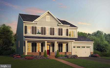 10284 Mayapple Ct Bristow, VA 20136