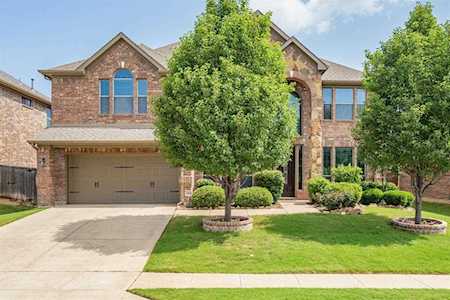 412 Bristol Street Roanoke, TX 76262