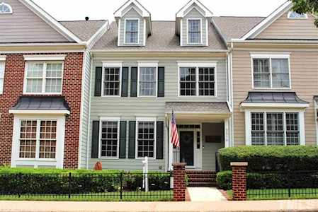 2516 St Pauls Square Square Raleigh, NC 27614