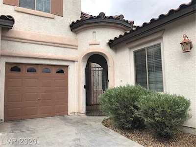 8224 Cupertino Heights Las Vegas, NV 89178