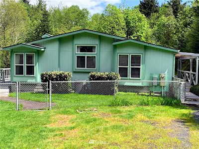 136 Stewart Creek Rd Longview, WA 98632