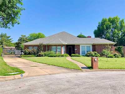 3013 Cresthaven Court Grapevine, TX 76051