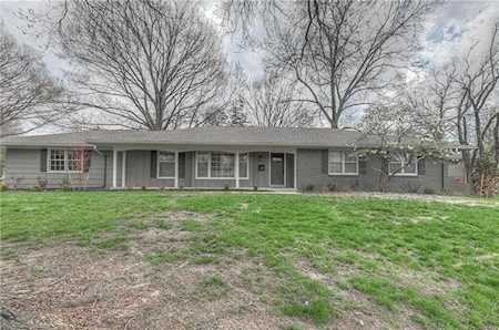 5411 W 80th Terrace Prairie Village, KS 66208