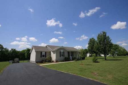 3836 Midland Trl Bell Buckle, TN 37020
