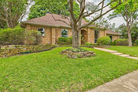 8821 Kingsley Road Dallas, TX 75231