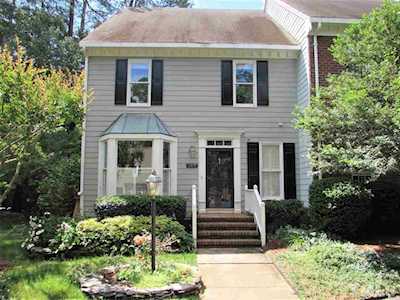 6104 Shelton Court Raleigh, NC 27609