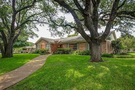3900 Summercrest Drive Fort Worth, TX 76109