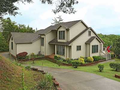 2828 Sweetbriar Way Sevierville, TN 37876