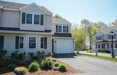 188 Beach Rd #4 Salisbury, MA 01952