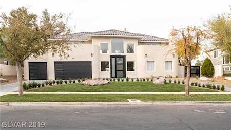 9008 Bald Eagle Dr Las Vegas, NV 89134