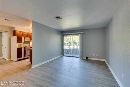 2606 S Durango #206 Las Vegas, NV 89117