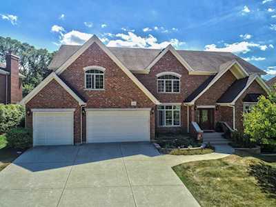 749 W Ruhl Rd Palatine, IL 60074