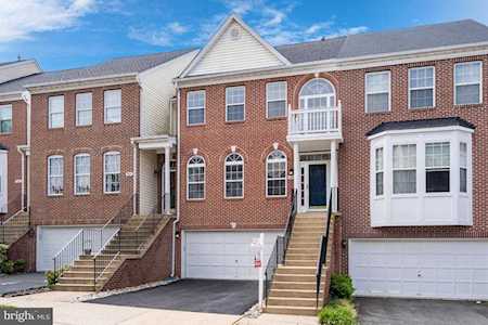 5266 Ballycastle Circle Alexandria, VA 22315