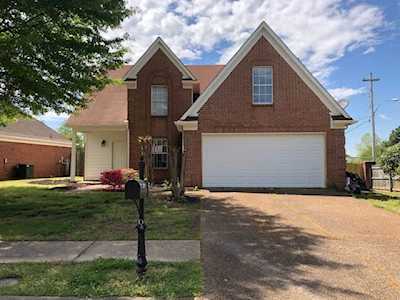 2871 Fletcher View Dr Memphis, TN 38016