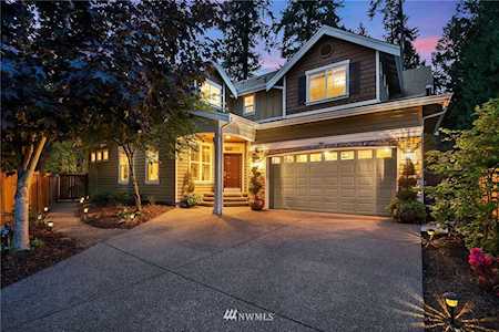 3713 211th Place SE Bothell, WA 98021