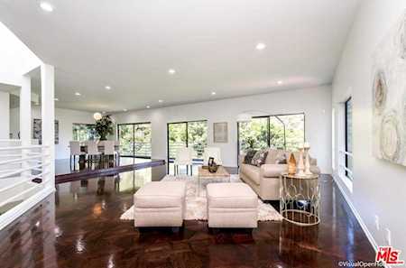 3815 Shannon Road Los Angeles, CA 90027