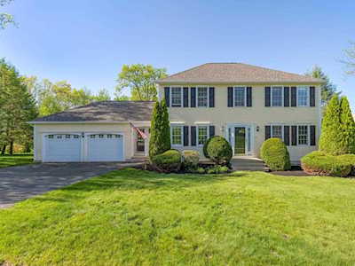 15 Comstock Drive Shrewsbury, MA 01545