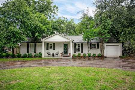 6429 Drury Lane Fort Worth, TX 76116