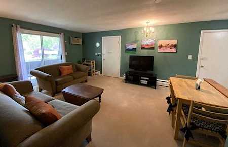47 Lionel Av #D Waltham, MA 02452