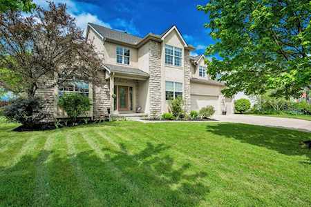8661 Oakshire Drive Pickerington, OH 43147