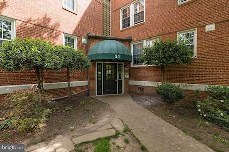 24 Old Glebe Rd #301-C Arlington, VA 22204