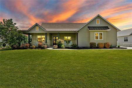 1735 Trebled Waters Trl Driftwood, TX 78619