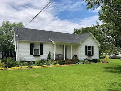 409 Edmonson Ave Chapel Hill, TN 37034