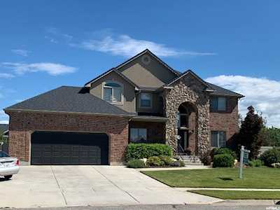 1614 W Rock Creek Corner Layton, UT 84041