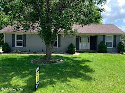 133 Blue Bird Dr Shelbyville, KY 40065