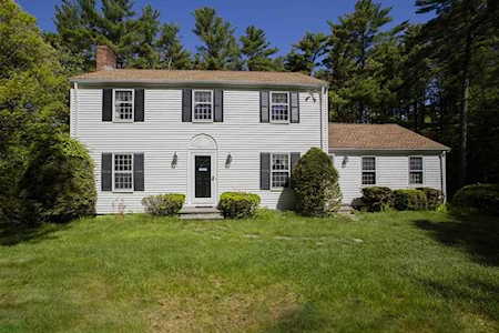 40 Brigantine Circle Norwell, MA 02061