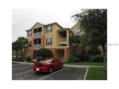 8630 Buccilli Dr #204 Orlando, FL 32829