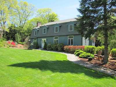 52 Ethan Allen Drive Boylston, MA 01505