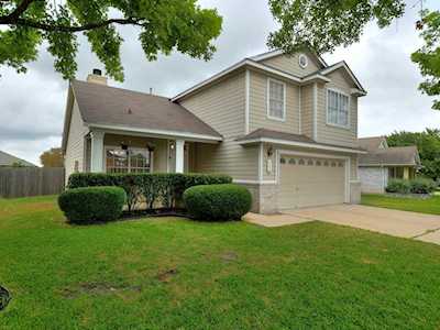 1236 Bunratty Cir Pflugerville, TX 78660