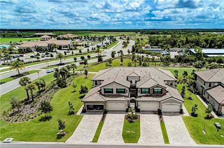 5805 Wake Forest RUN #102 Lakewood Ranch, FL 34211