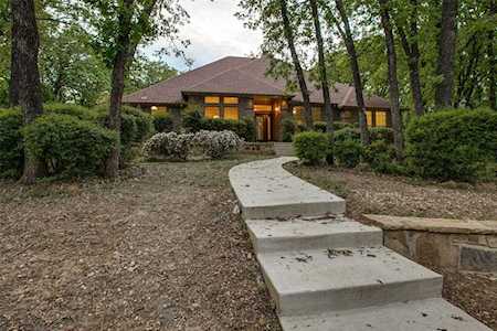 1122 Misty Oak Lane Keller, TX 76248