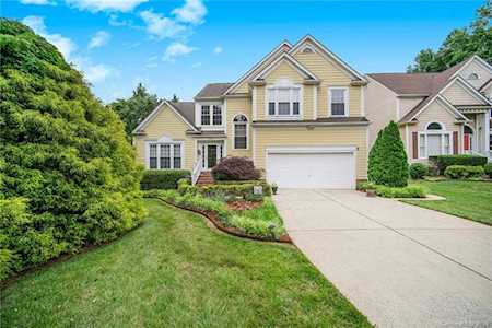 9007 Coleshire Ct Charlotte, NC 28269