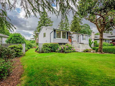 6704 NW Bernie Dr Vancouver, WA 98663