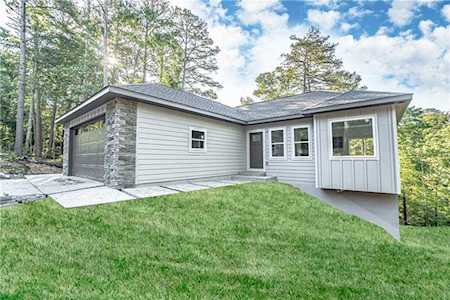 33 Shropshire Dr Bella Vista, AR 72714