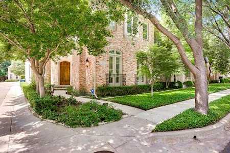 3819 Hawthorne Avenue Dallas, TX 75219