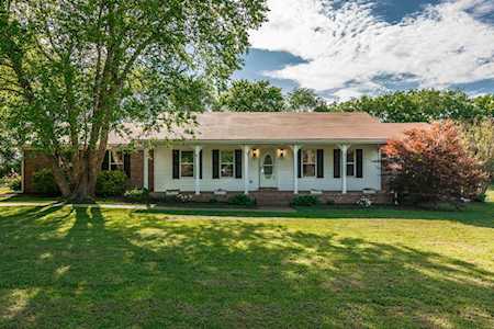 100 Rolling Meadows Ave Portland, TN 37148