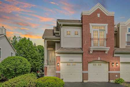 3337 Rosecroft Ln Naperville, IL 60564
